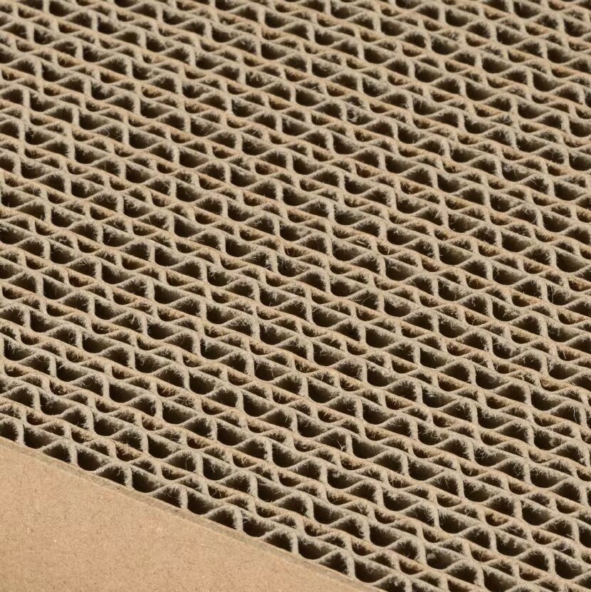 出所：無印良品公式　ダンボール　爪とぎベッド