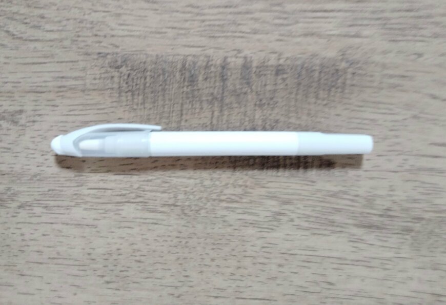 筆者撮影（セリア、ボールペン付 セラミックカッター）