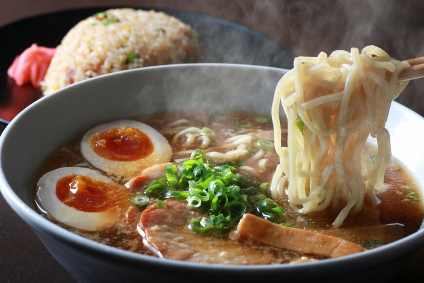 市川で人気のラーメン店ランキングTOP5！「ギタギタすぎてもはや油そば」「ギタギタ背脂が奇跡のマッチング」と評判の「なりたけ 本八幡店」が1位！