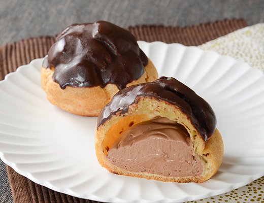 ローソンの新商品:ショコラシュー フランス産チョコレート使用