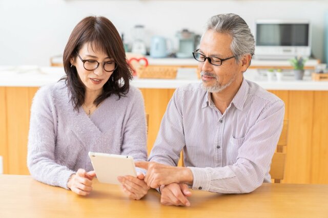 【最新版】年金一覧表「厚生年金＆国民年金」の平均月額はいくら？