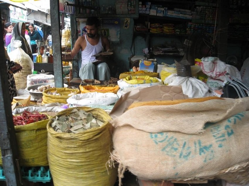 バングラデシュの首都・ダッカのマーケット