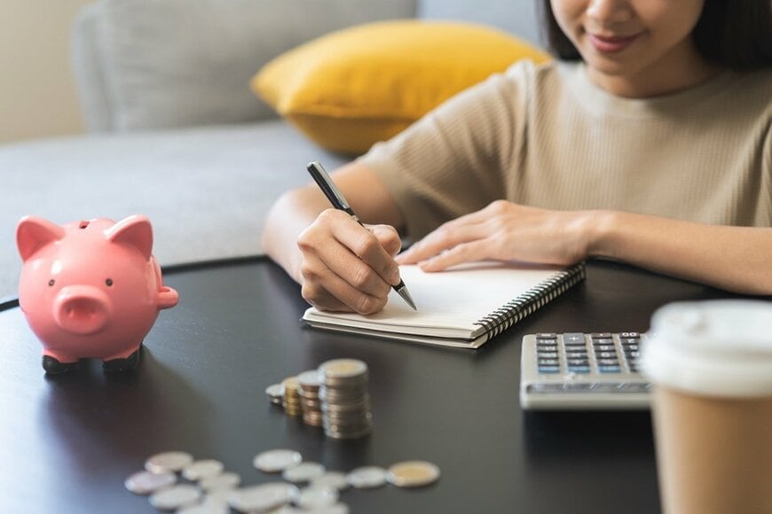 【秋に見直す年金生活】国民年金・厚生年金の受給額を5歳ごとに解説！自営業者の自助努力手段も紹介