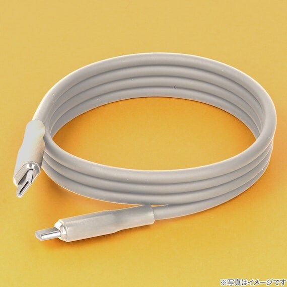 出所：ニトリ公式通販ニトリネット　磁石でまとまるケーブル