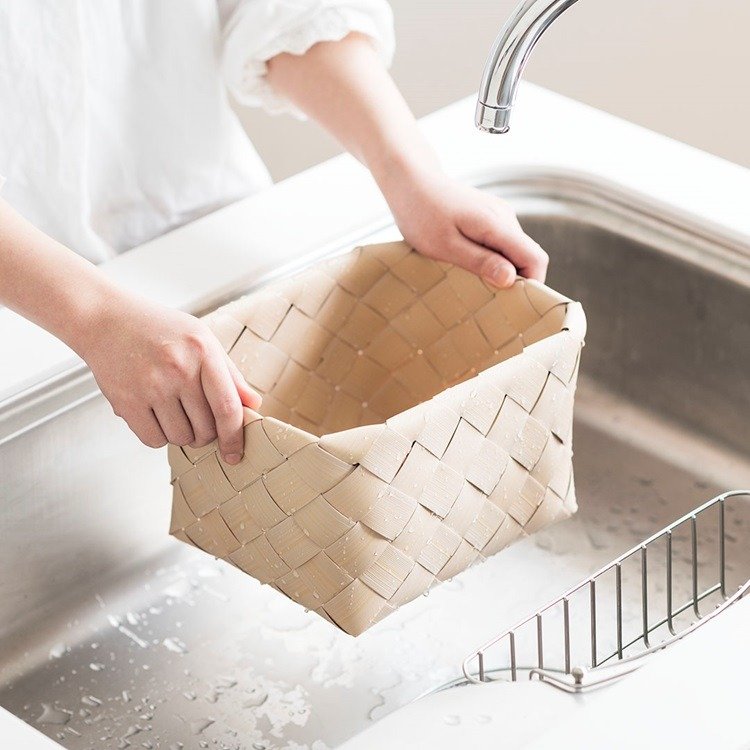 出所：KEYUCA公式　洗えるバスケット スリム中深