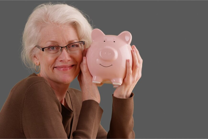 【還暦人60歳2000人のお金事情】「平均貯蓄額」と「ゆとりある老後生活の月額」一体いくら？　