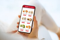 iPhone 13 miniとiPhone SE（第3世代）、それぞれどんな人が買うべきか。違いやオススメポイントを解説