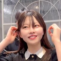 【大変身】ボロボロの前髪の女性が前髪カットで大胆イメチェン！「完璧です！」と大絶賛