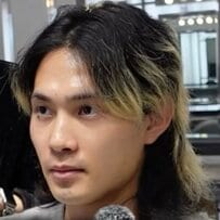 最後のブリーチから9ヶ月…抜きっぱなしブリーチ希望の男性→美しい〈ハイトーンブロンド〉に！「最高です」と満足そう