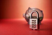 【60歳代＆70歳代】貯蓄「2000万円超」の二人以上世帯はどれほどいる？各世代の平均・中央値とは