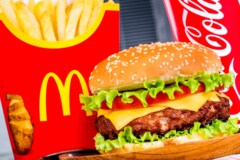 マクドナルドの株はこの1年でどれだけ利益をもたらしたのか【優待・配当・株価】（2022年4月）