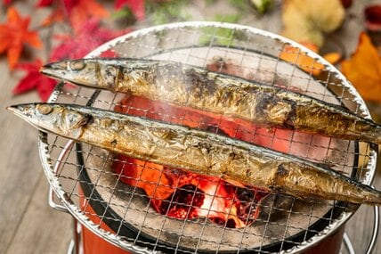 【2026年版】年金はいくらもらえる？60歳〜90歳代の厚生年金・国民年金の平均額を一覧表で解説