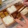 【愛妻弁当】マスごとに詰まって綺麗　どーんとのってインパクト抜群な「エビフライ弁当」に夫大絶賛