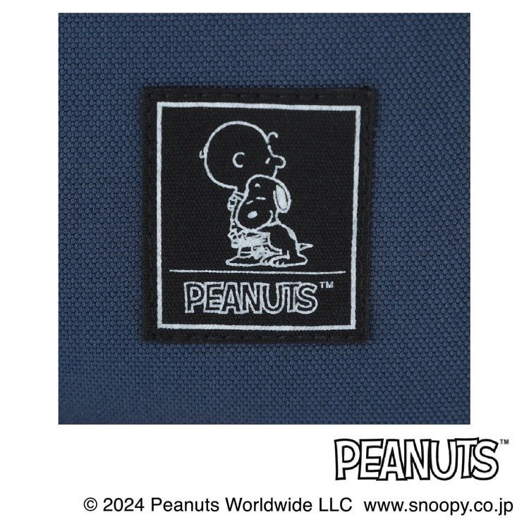 出所：AOKI公式　AOKI＆PEANUTSコラボ 軽量 2wayポーチ