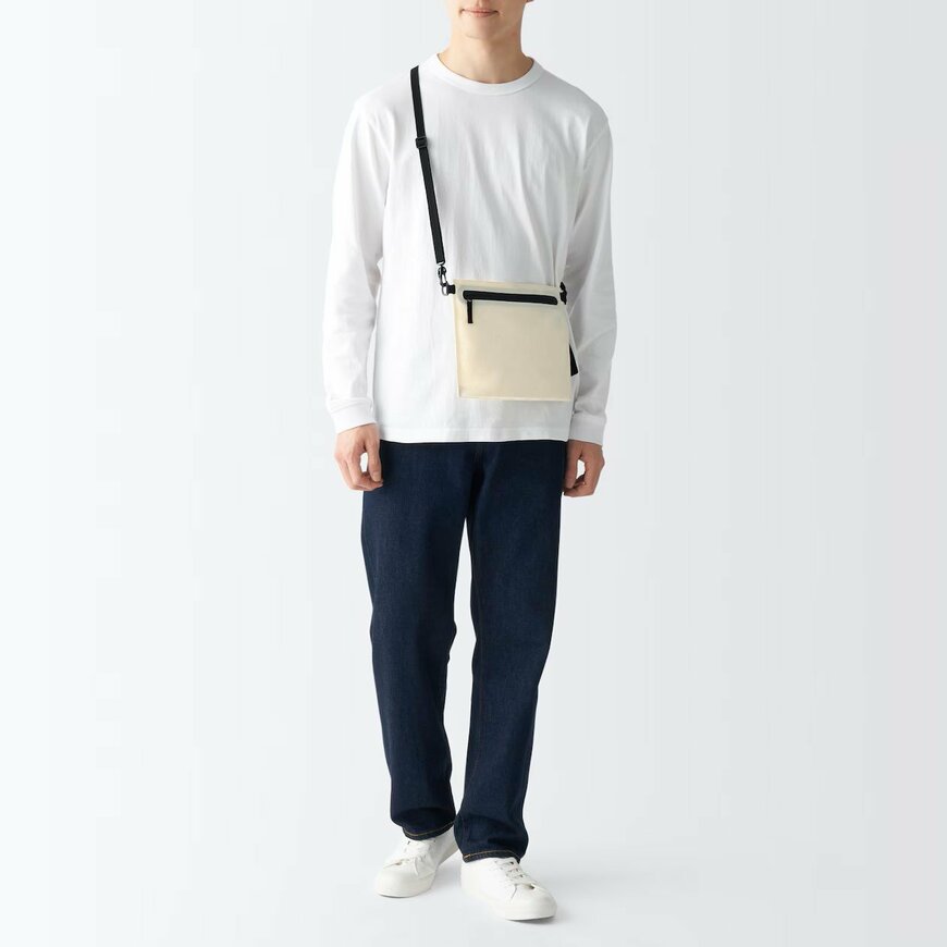 耐水生地を使った サコッシュ