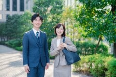 年収400〜450万円世帯、貯蓄平均は1053万円→負債と預貯金の中身を探る《二人以上世帯》