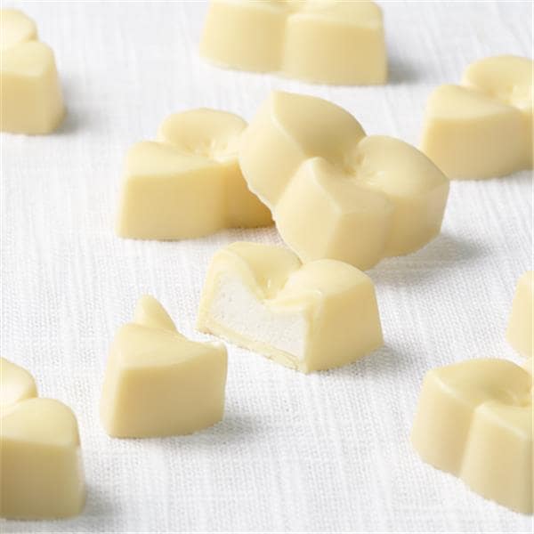 レモン味のマシュマロ入りチョコレート「白い花の咲く頃(1袋4個入り)」