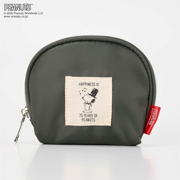 各アイテムにあしらわれた「PEANUTS 75周年記念」のアート