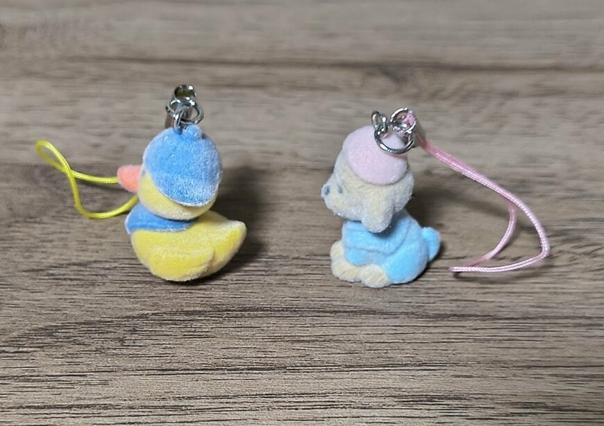 筆者撮影（セリア、ストラップ フロッキー アニマル）