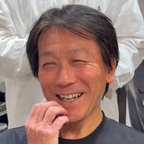 「イケオジにしてやってください」夫婦で来店した男性がお任せヘアでスタイルチェンジ！「変わるもんだね」と大満足