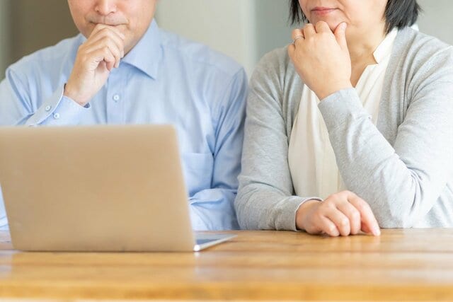還暦を迎えた60歳の貯蓄額と「ゆとりある生活に必要な金額」はいくら？