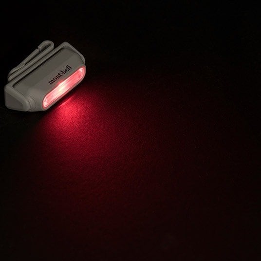 視認性が高く、注意を促す効果のある「赤色LED」の点滅モード