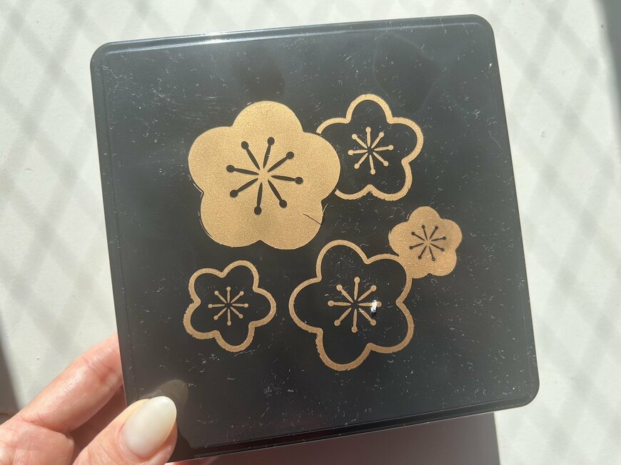 「少し入れるだけで“ちゃんと正月っぽい”。ミニが大活躍です。」