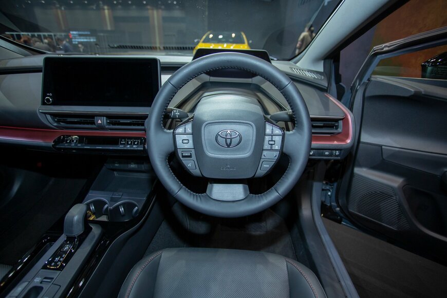 出所：トヨタ自動車株式会社　公式企業サイト　「新型プリウス ワールドプレミア」