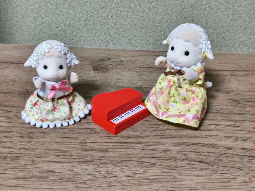 筆者撮影（セリア、ドール ミニピアノ）