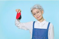 低年金なら対象になるかも？年金生活者支援給付金「2025年度の基準額」はいくらか〈年間最大約6万円支給〉対象者と最新給付基準額