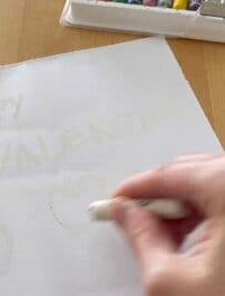 「素敵！」〈ドットマーカー・画用紙・白クレヨン〉で→子どももできるバレンタインにピッタリな可愛い〈ポンポンアート〉が話題！