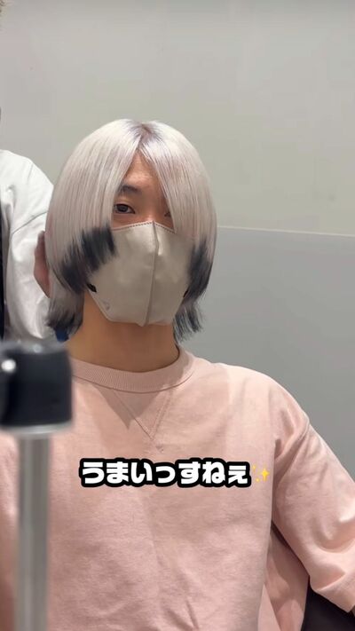 ホワイトシルバー&times;ブラックのデザインカラーが完成