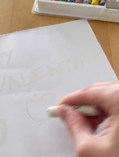 「素敵！」〈ドットマーカー・画用紙・白クレヨン〉で→子どももできるバレンタインにピッタリな可愛い〈ポンポンアート〉が話題！
