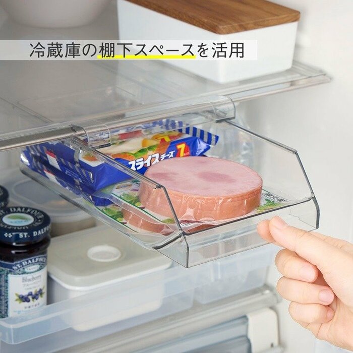 棚下スペースへ取り付けて、引き出し収納として使えます