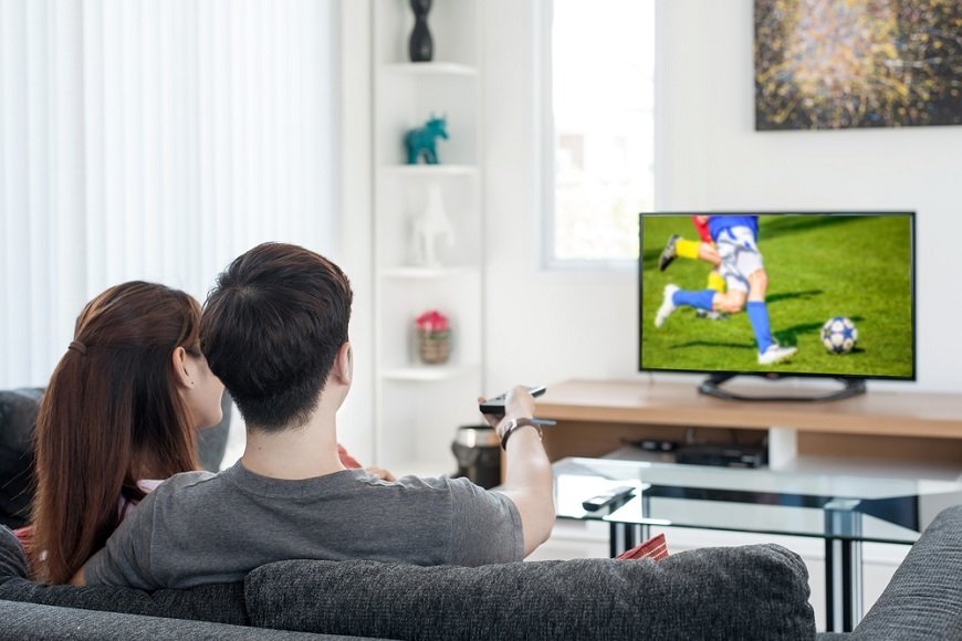 世代でこんなに違う！？ テレビの視聴時間が伸びた世代、減った世代とは