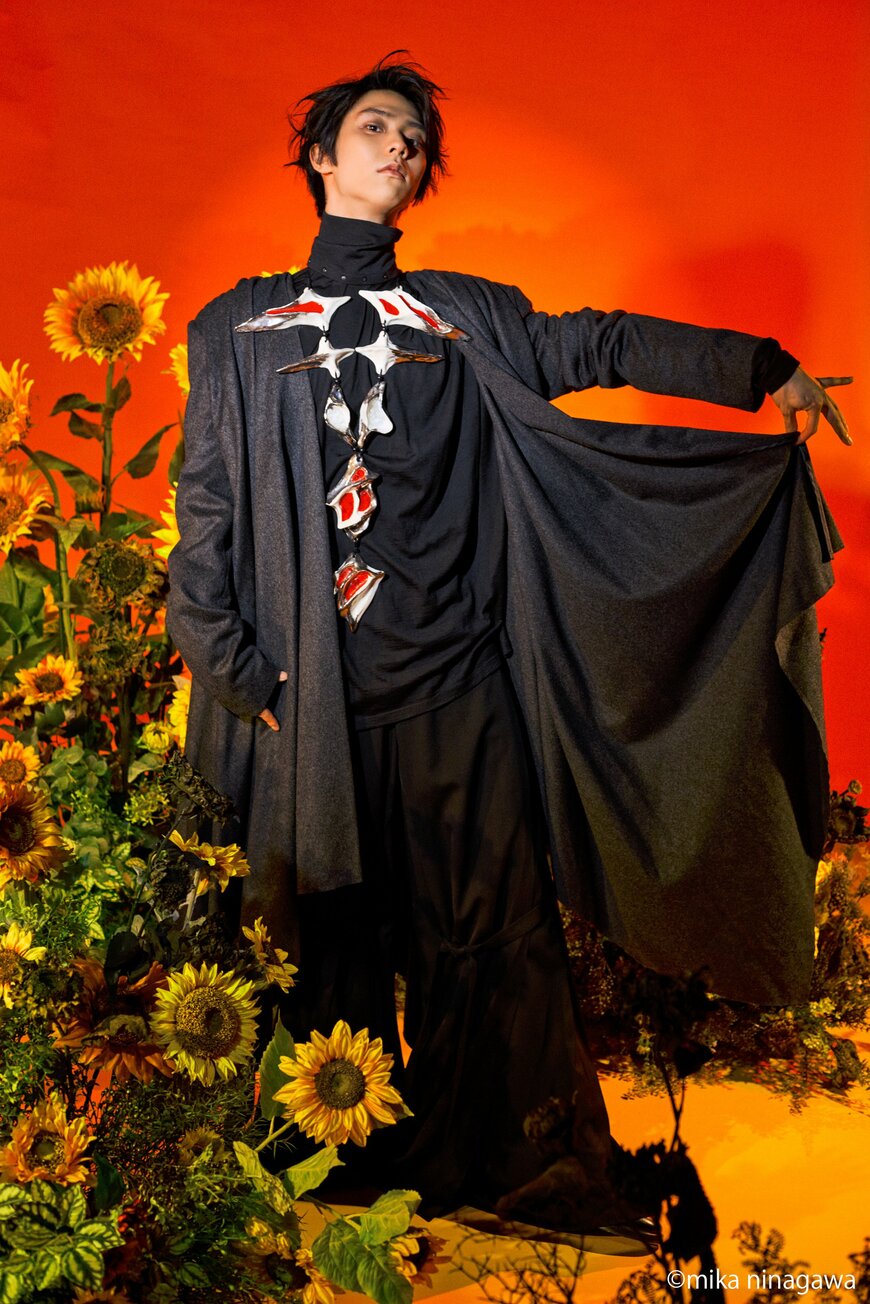 出所：株式会社朝日新聞出版「『羽生結弦写真集 Shin』『羽生結弦写真集 Gi』（AERA特別編集）11月1日に2冊同時発売決定！撮影は写真家・蜷川実花」