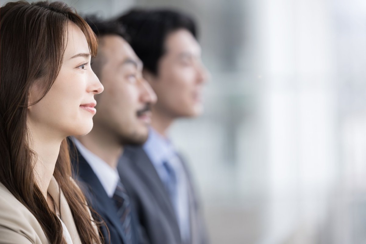 写真 | 【20歳代・30歳代・40歳代】職場のジェンダーギャップ「女性は年代が上がるほど感じる」傾向に | LIMO | くらしとお金の経済メディア