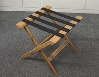 ホテルの部屋で見かける「謎の椅子」の使い方は？「タオル掛けかと」「着替えを置いてた」体験談が集まる