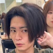 【大変身】「モテたい」男性が天然パーマを生かしたカットで大胆イメチェン！仕上がりを見て「完璧やん、天才！」と拍手喝采