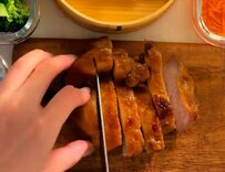 母が作る「いいね8000件超え」のごちそうランチ【照り焼きチキン弁当】見栄えやボリューム感が話題