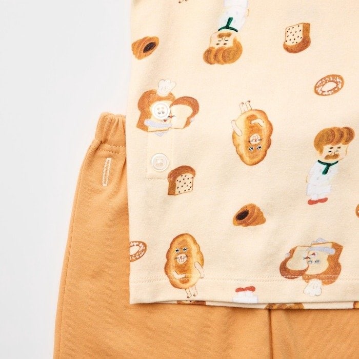 ユニクロ、パンどろぼうvsにせパンどろぼうドライパジャマ 商品画像