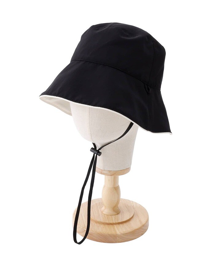 深めのツバでうなじまでしっかりと日差しをカット