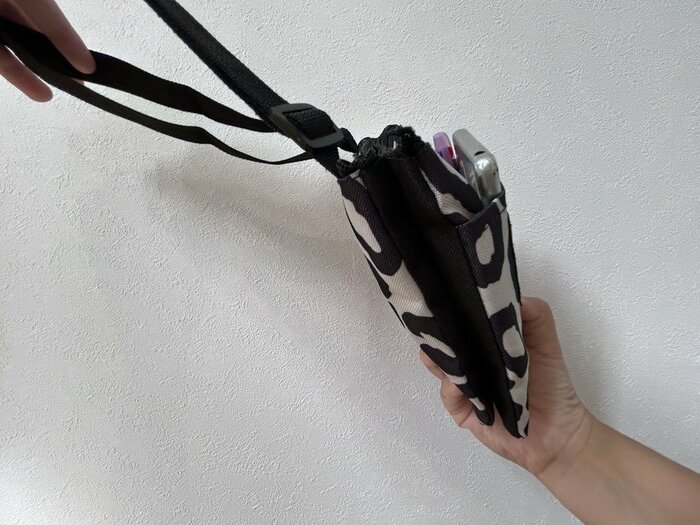 布が丈夫なので詰め込んでも破れることはありません