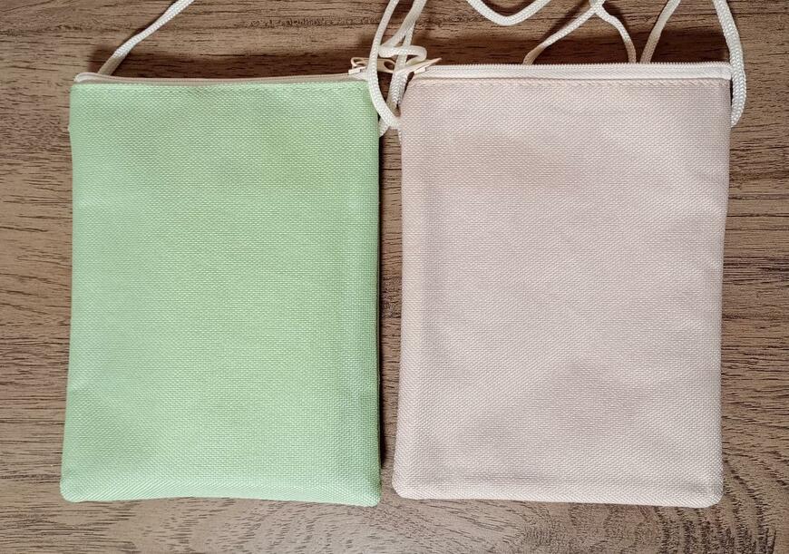 出所：筆者撮影（セリア、ショルダーバッグシマエナガ柄）