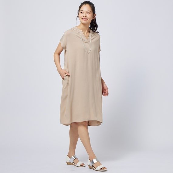 出所：ニトリ公式　接触冷感レーヨンワンピースレギュラー丈