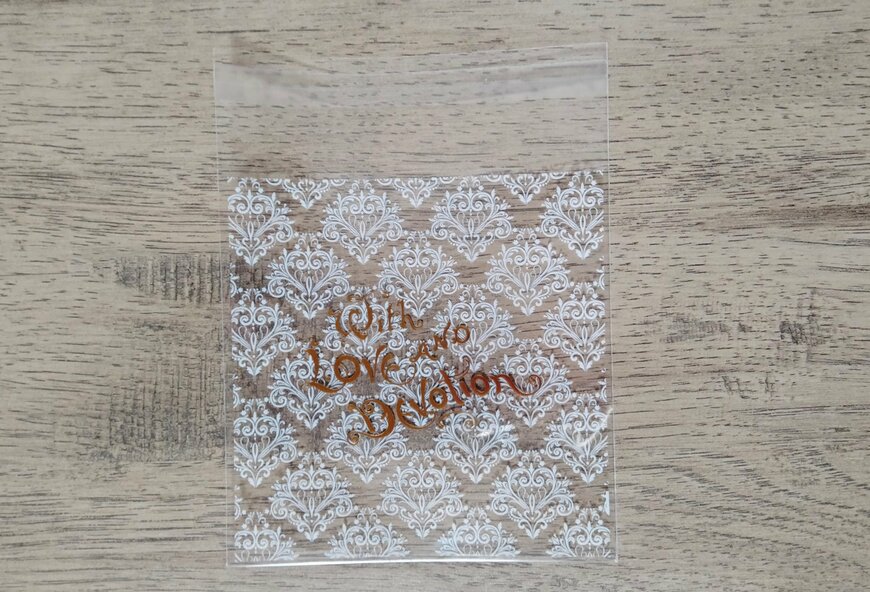 筆者撮影（セリア、ミニレターセット 4セット ロマンティックファンタジー）