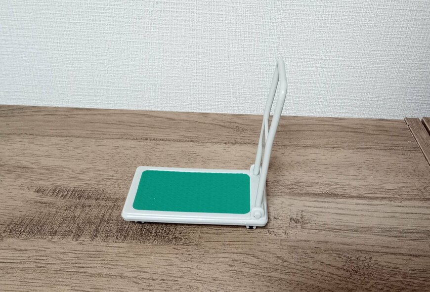 筆者撮影（キャンドゥ、ミニチュア台車）