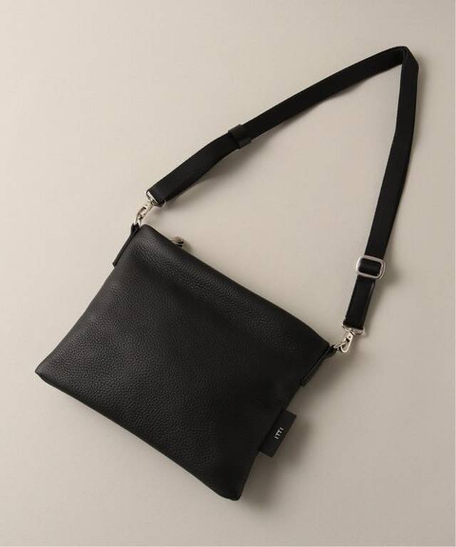 ITTI - MARY SACOCHE COW ¥20,520（税込）