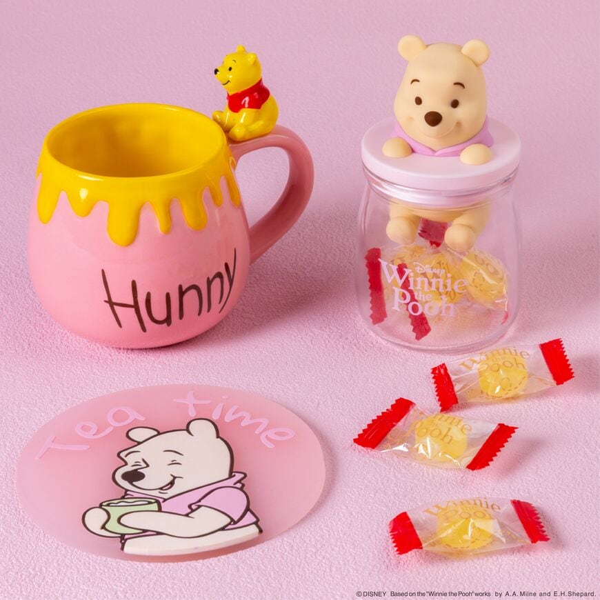 くまのプーさんのマグカップ＆キャンディボックス
