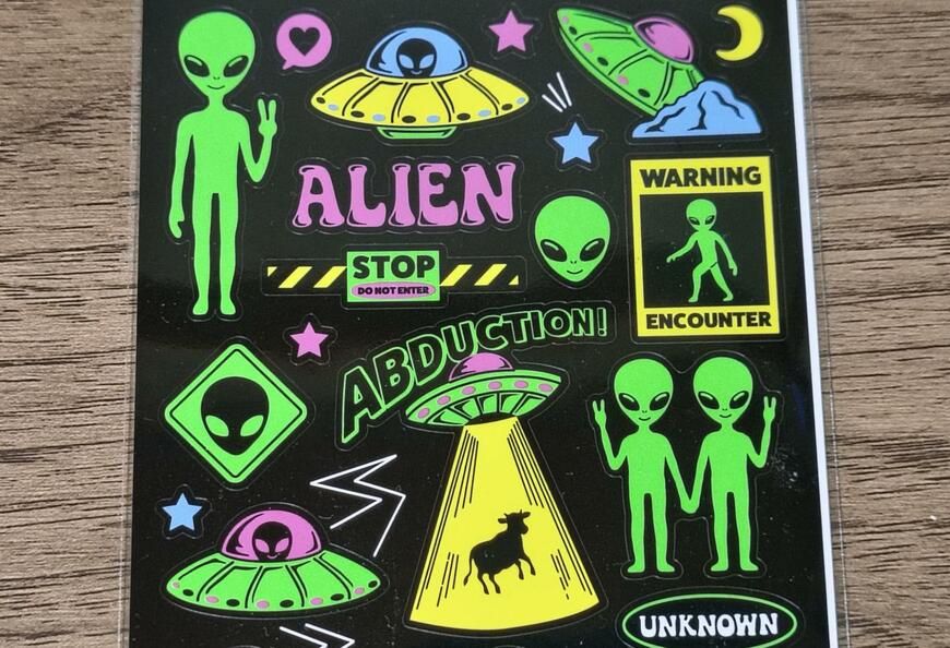 セリア、デザインシール 宇宙人とUFO商品画像